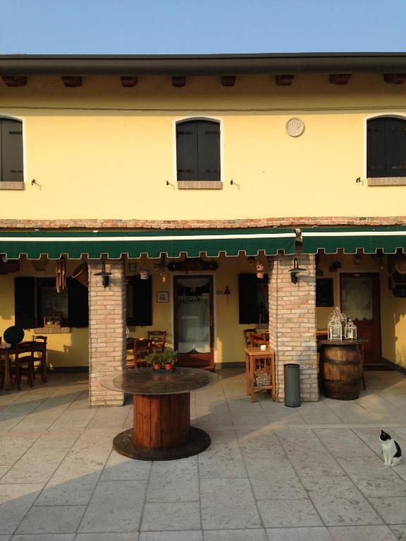 Locanda Al Convento ฟาวาโร เวเนโต ภายนอก รูปภาพ